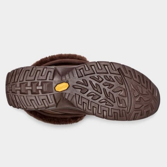 UGG Men's Butte Logo Snow Boot - Picture 6 of 9